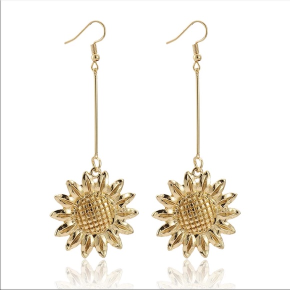 • Selma • Sunflower Dangle Earrings - Picture 2 of 4